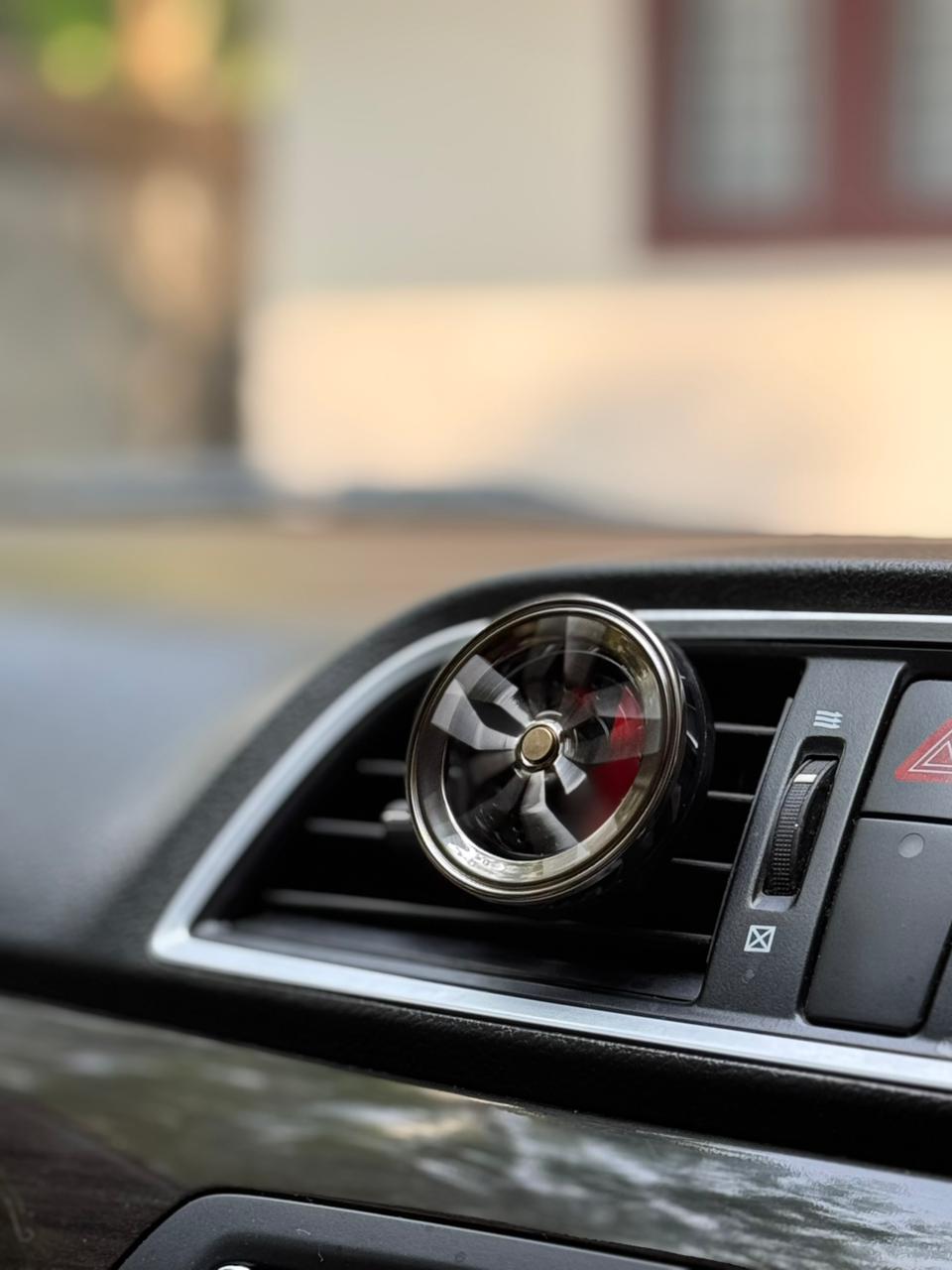 Alloy Wheel Car Vent Air Freshener | Rotating Rim Design with Brake Caliper Detail